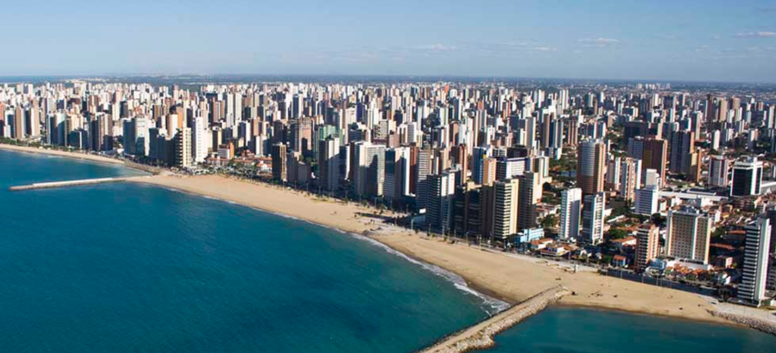 Beach Park de Ônibus: Sua Aventura Aquática em Fortaleza!