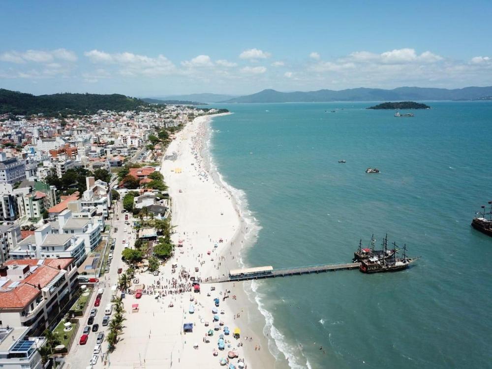 Fé na Estrada: Roteiros de Turismo Religioso pelo Brasil de Ônibus