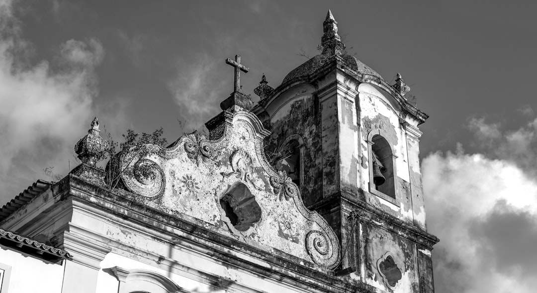 Roteiros de Fé: Excursões Rodoviárias aos Santuários do Brasil